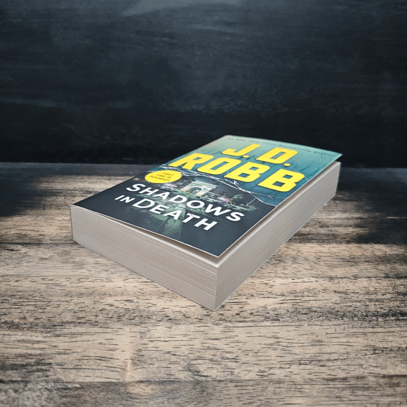 Shadows in Death - J.D.Robb รูปที่ 4