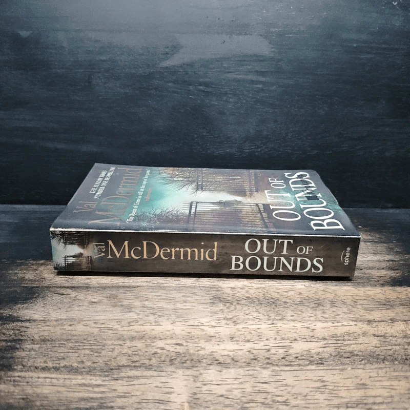 Out of Bounds - Val McDermid รูปที่ 3
