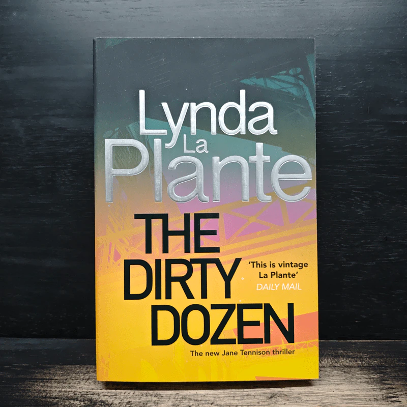 The Dirty Dozen - Lynda La Plante รูปที่ 1