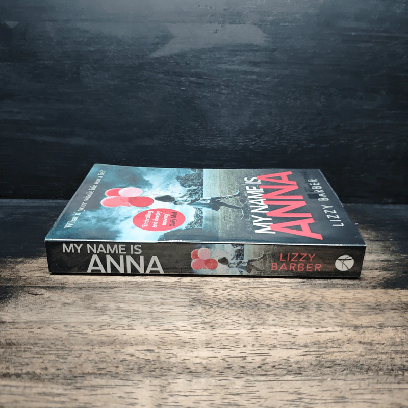 My Name is Anna - Lizzy Barber รูปที่ 3