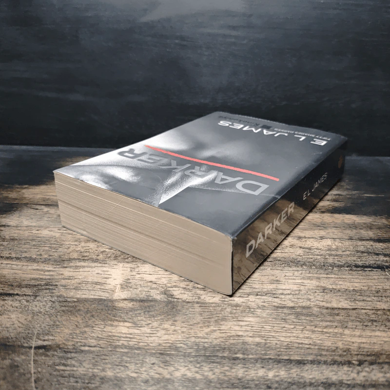 Darker - E L James รูปที่ 5
