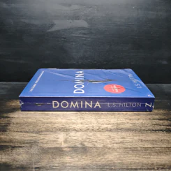 Domina - L.S. Hilton รูปที่ 3