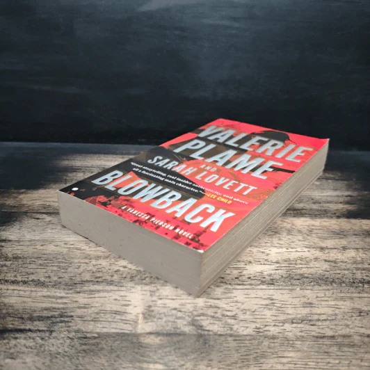 Blowback - Valerie Plame, Sarah Lovett รูปที่ 4