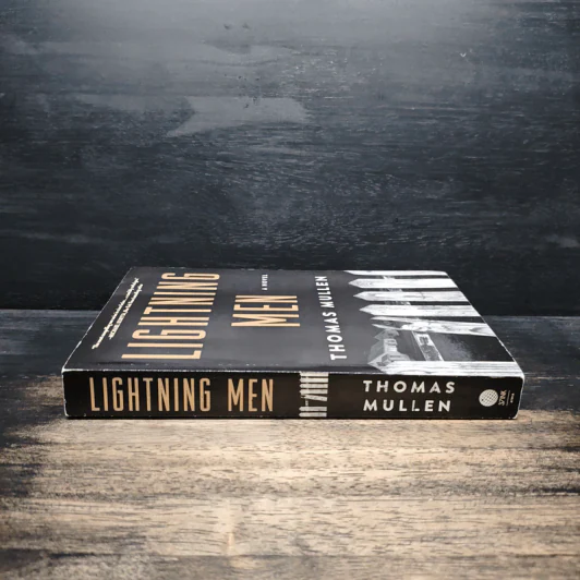Lightning Men - Thomas Mullen รูปที่ 3