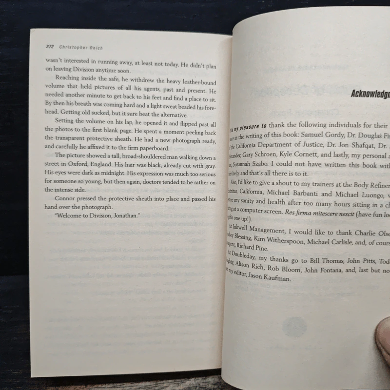 Rules of Betrayal - Christopher Reich รูปที่ 8