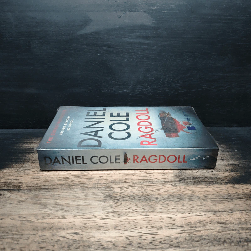 Ragdoll - Daniel Cole รูปที่ 3