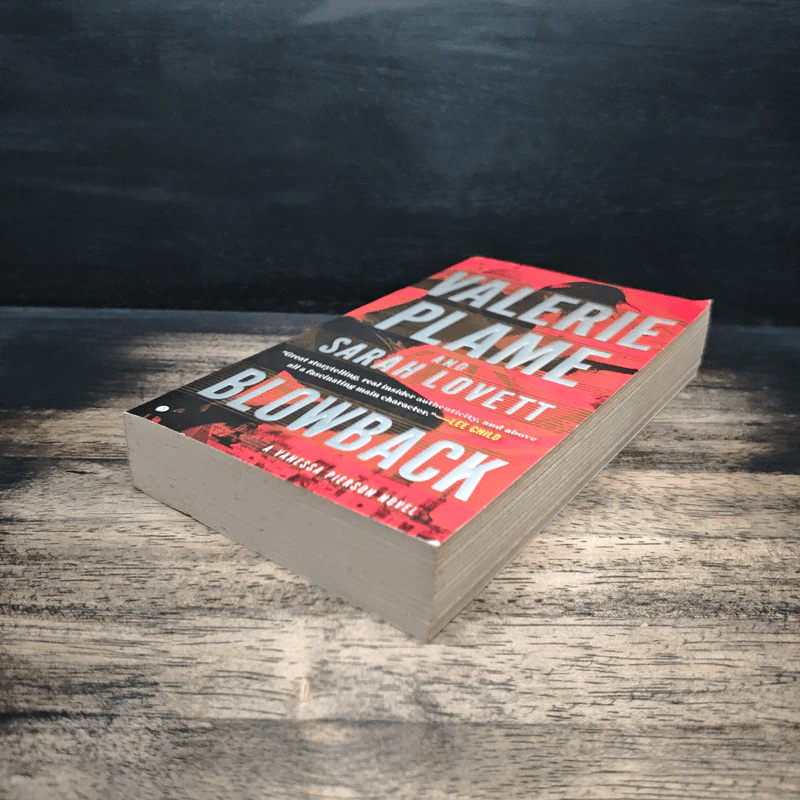 Blowback - Valerie Plame, Sarah Lovett รูปที่ 4