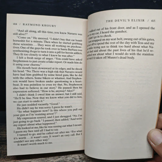 The Devil's Elixir - Raymond Khoury รูปที่ 8