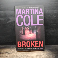Broken - Martina Cole รูปที่ 1