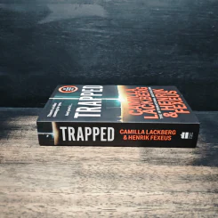 Trapped - Camilla Läckberg, Henrik Fexeus รูปที่ 3