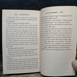 D is for Deadbeat - Sue Grafton รูปที่ 8