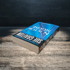 N Is for Noose - Sue Grafton รูปที่ 5