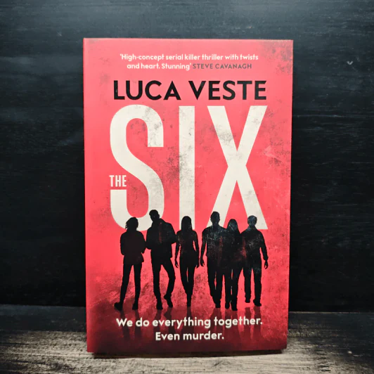 The Six - Luca Veste รูปที่ 1