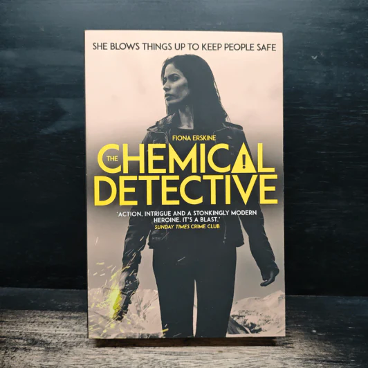The Chemical Detective - Fiona Erskine รูปที่ 1