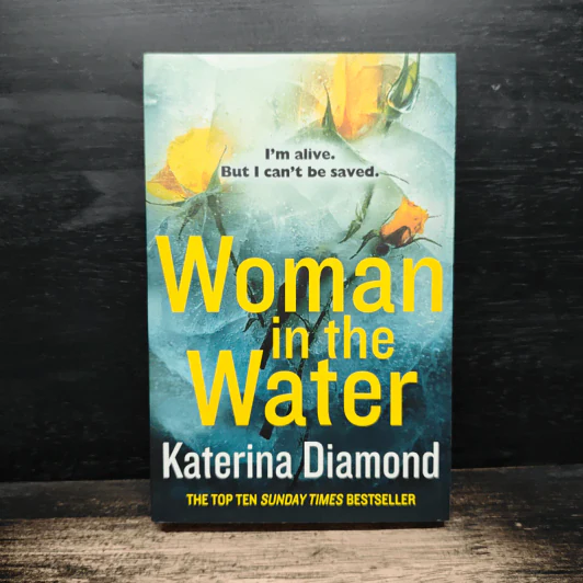 Woman in the Water - Katerina Diamond รูปที่ 1