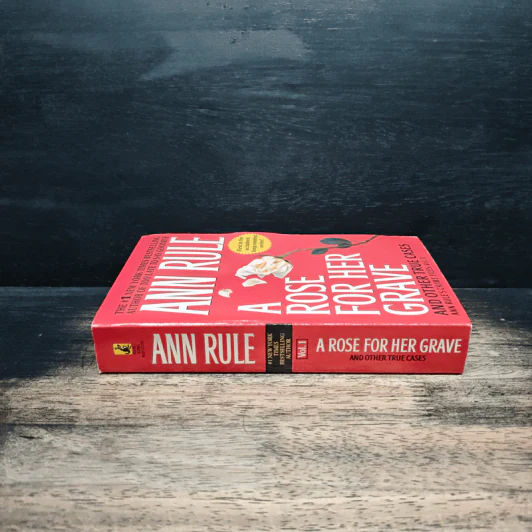 A Rose for Her Grave and Other True Cases - Ann Rule รูปที่ 3