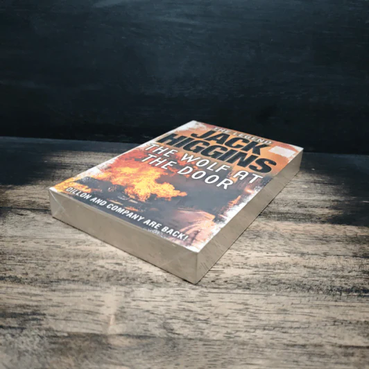 The Wolf at the Door - Jack Higgins รูปที่ 4