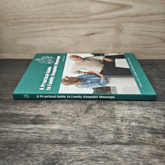 A Practical Guide to Family Acupoint Massage - Wang Chuangui รูปที่ 2