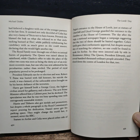 The Lords' Day - Michael Dobbs รูปที่ 9