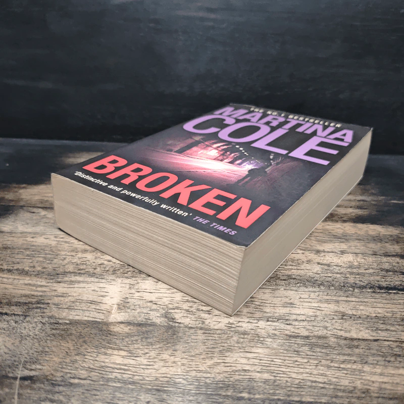 Broken - Martina Cole รูปที่ 4