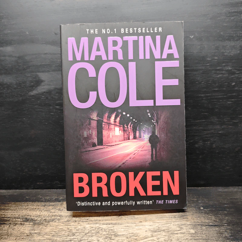 Broken - Martina Cole รูปที่ 1