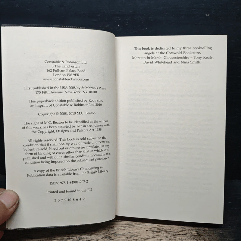 Agatha Raisin and a Spoonful of Poison - M.C. Beaton รูปที่ 6
