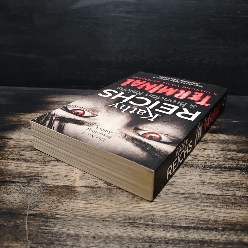 Terminal - Kathy Reichs, Brendan Reichs รูปที่ 5