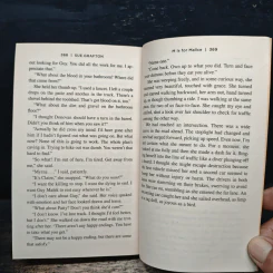 M is for Malice - Sue Grafton รูปที่ 8