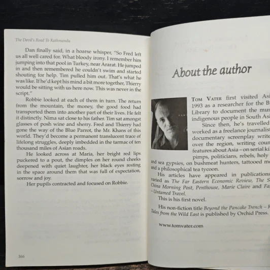The Devil's Road to Kathmandu - Tom Vater รูปที่ 8
