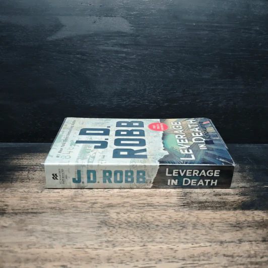 Leverage in Death - J.D. Robb รูปที่ 3