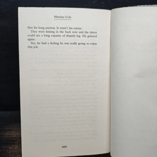 Broken - Martina Cole รูปที่ 9