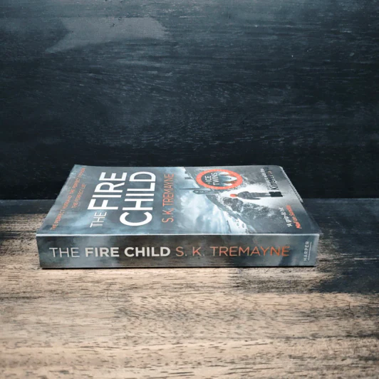 The Fire Child - S. K. Tremayne รูปที่ 3