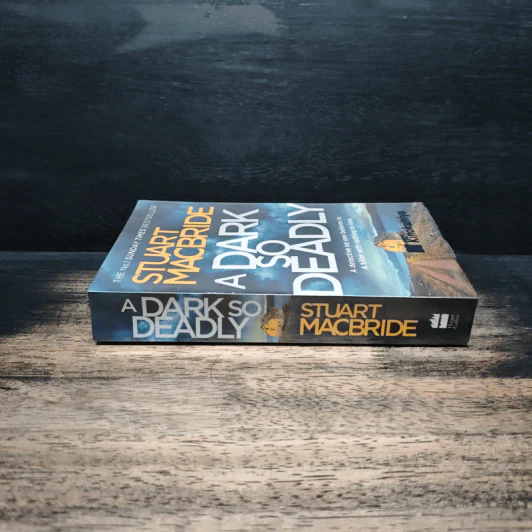 A Dark So Deadly - Stuart MacBride รูปที่ 3