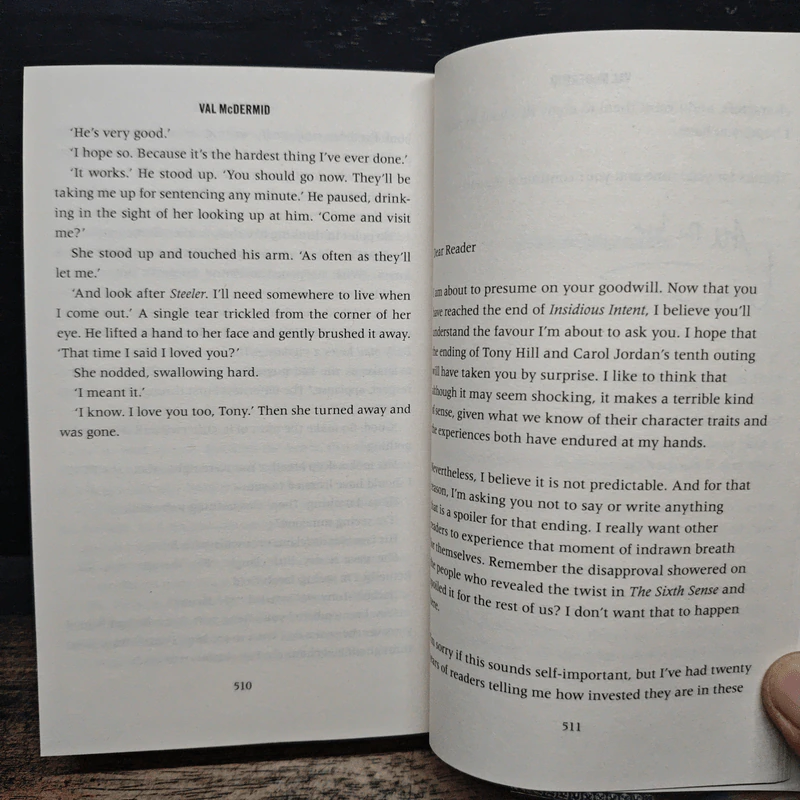 Insidious Intent - Val McDermid รูปที่ 8