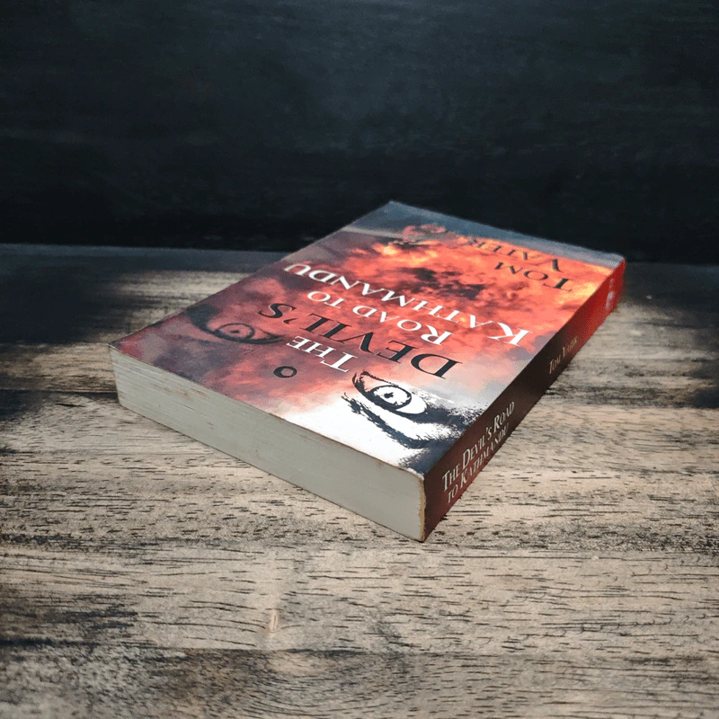 The Devil's Road to Kathmandu - Tom Vater รูปที่ 5