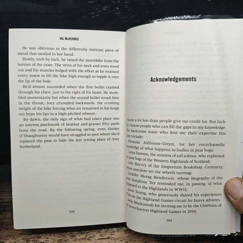 Broken Ground - Val McDermid รูปที่ 8