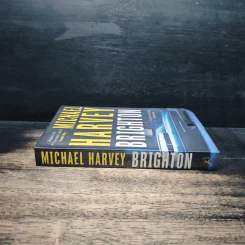 Brighton - Michael Harvey รูปที่ 3