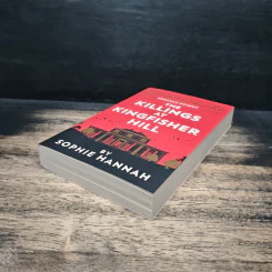 The Killings at Kingfisher Hill - Sophie Hannah รูปที่ 4