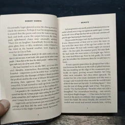 Munich - Robert Harris รูปที่ 8