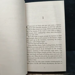 The Restless Dead - Simon Beckett รูปที่ 7