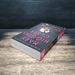 Kiss the Girls and Make Them Cry - Mary Higgins Clark รูปที่ 5