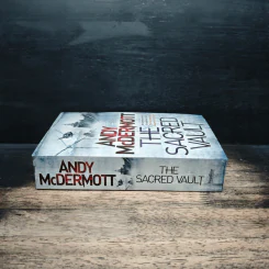 The Sacred Vault - Andy McDermott รูปที่ 3