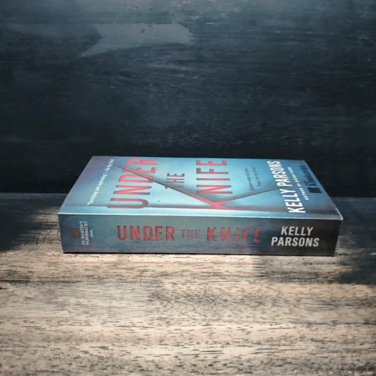 Under the Knife - Kelly Parsons รูปที่ 3