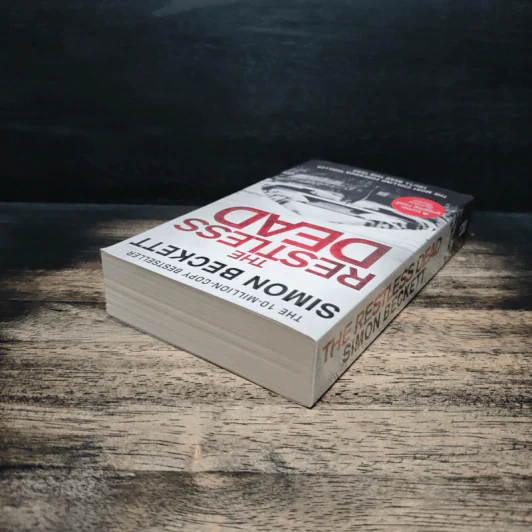 The Restless Dead - Simon Beckett รูปที่ 5