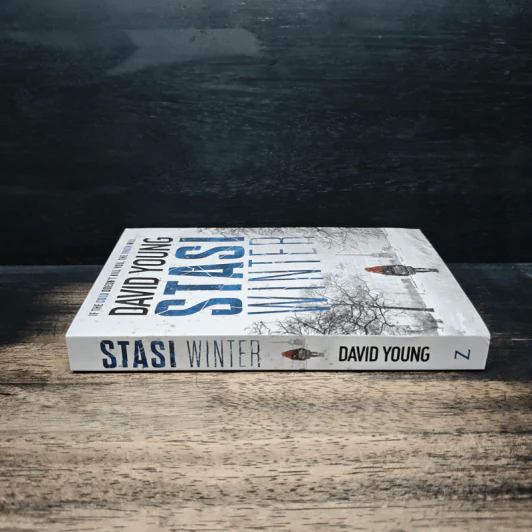 Stasi Winter - David Young รูปที่ 3