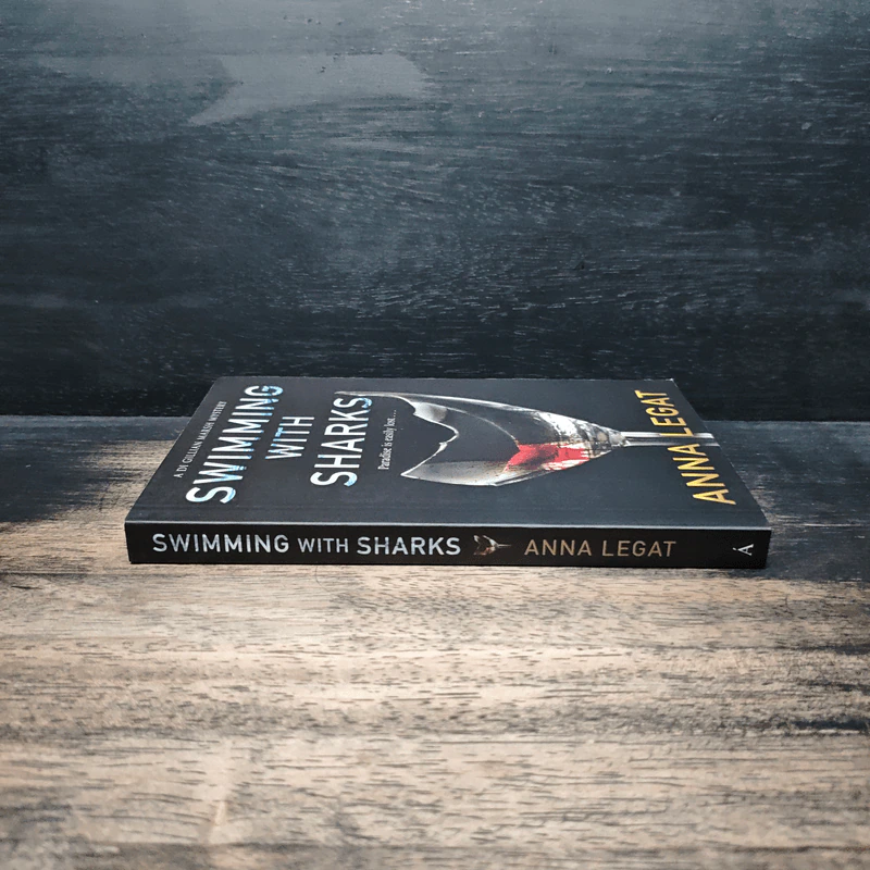 Swimming with Sharks - Anna Legat รูปที่ 3