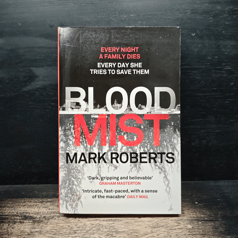 Blood Mist - Mark Roberts รูปที่ 1