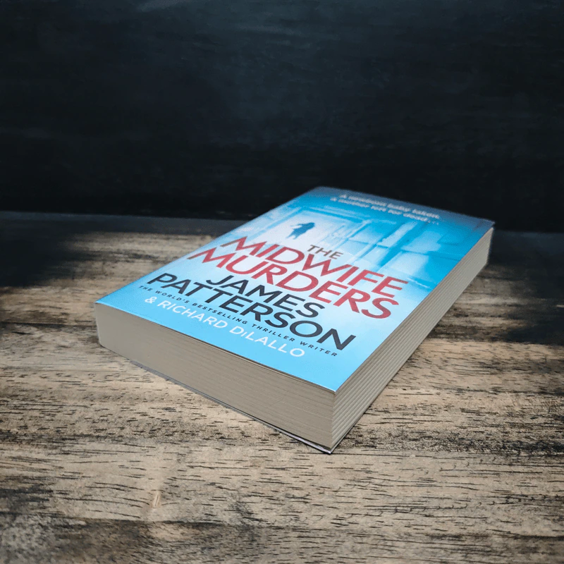 The Midwife Murders - James Patterson รูปที่ 4