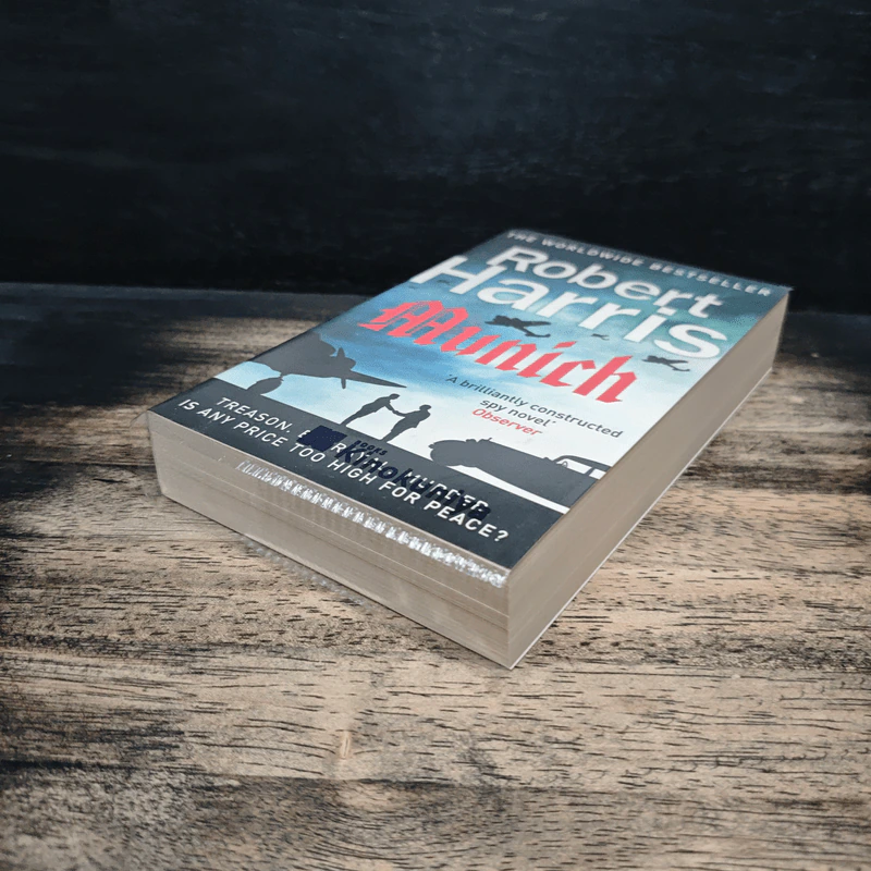 Munich - Robert Harris รูปที่ 4