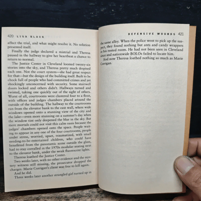 Trail of Blood A Novel of Suspense - Lisa Black รูปที่ 8